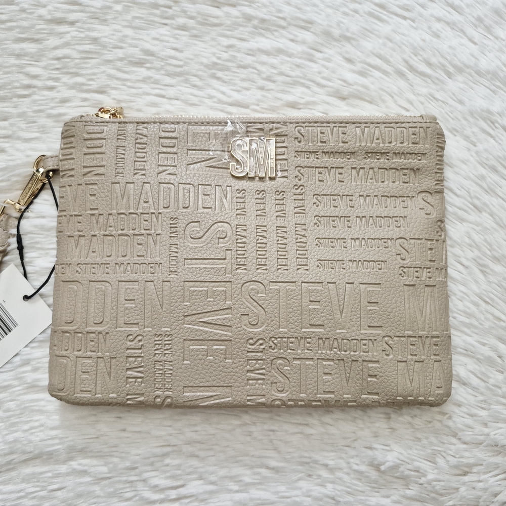 Steve Madden Tan Embossed Wristlet Bag - Picture 2 of 8